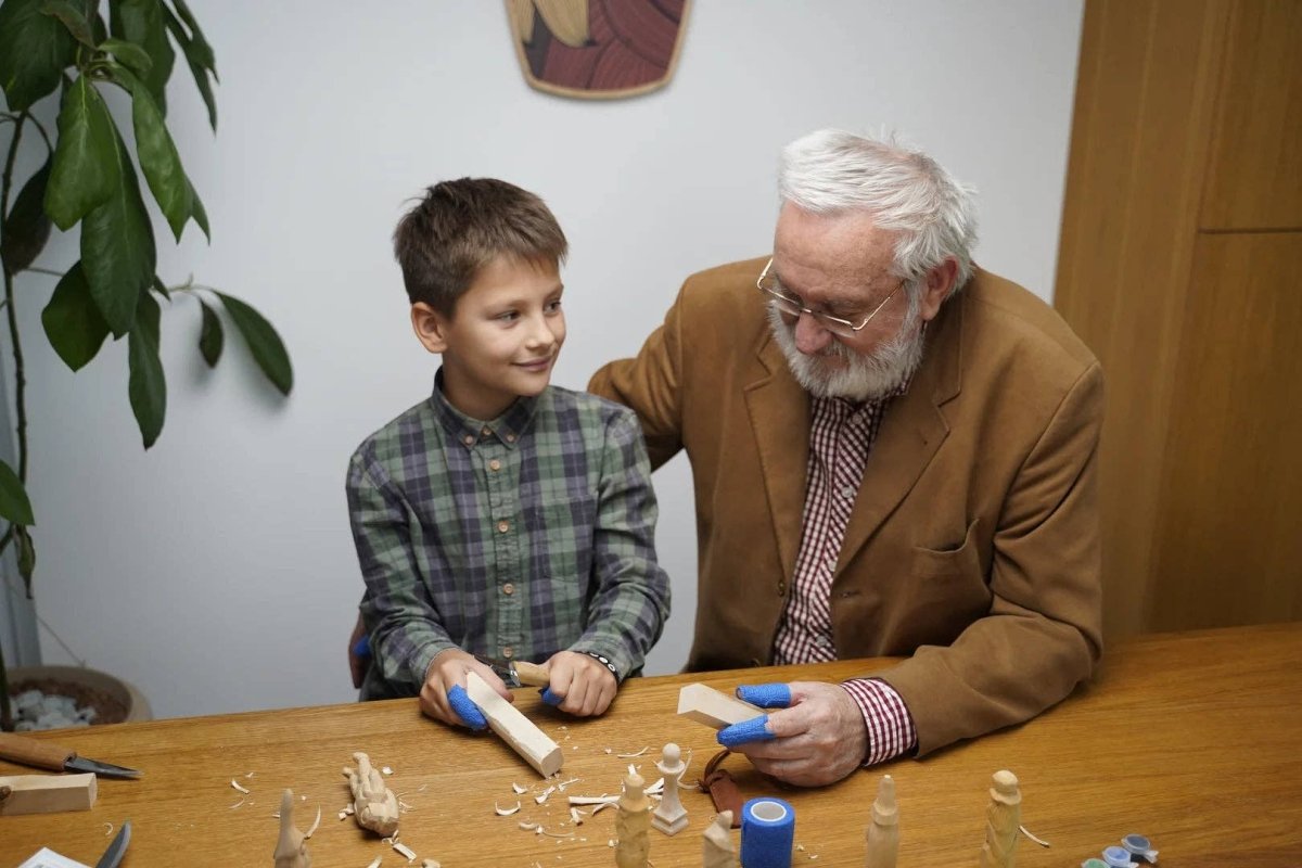 BeaverCraft - C1 Kid – Whittling Knife for Kids and Beginners - The Merri Artist - merriartist.com