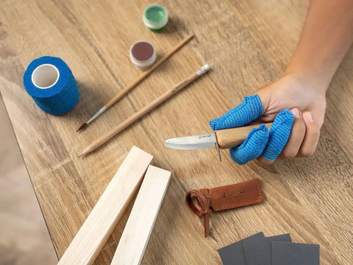 BeaverCraft - DIY08 - Spruce Tree Carving Kit - The Merri Artist - merriartist.com
