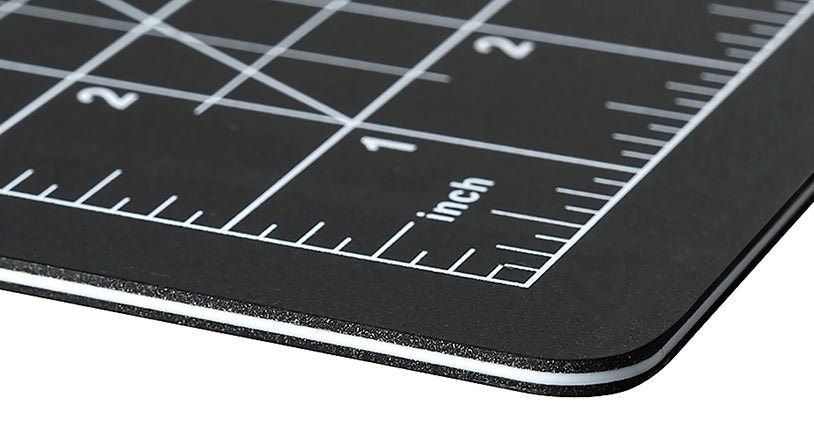 Dahle Vantage Premium Self - Healing Cutting Mat, 18" x 24", Black - The Merri Artist - merriartist.com