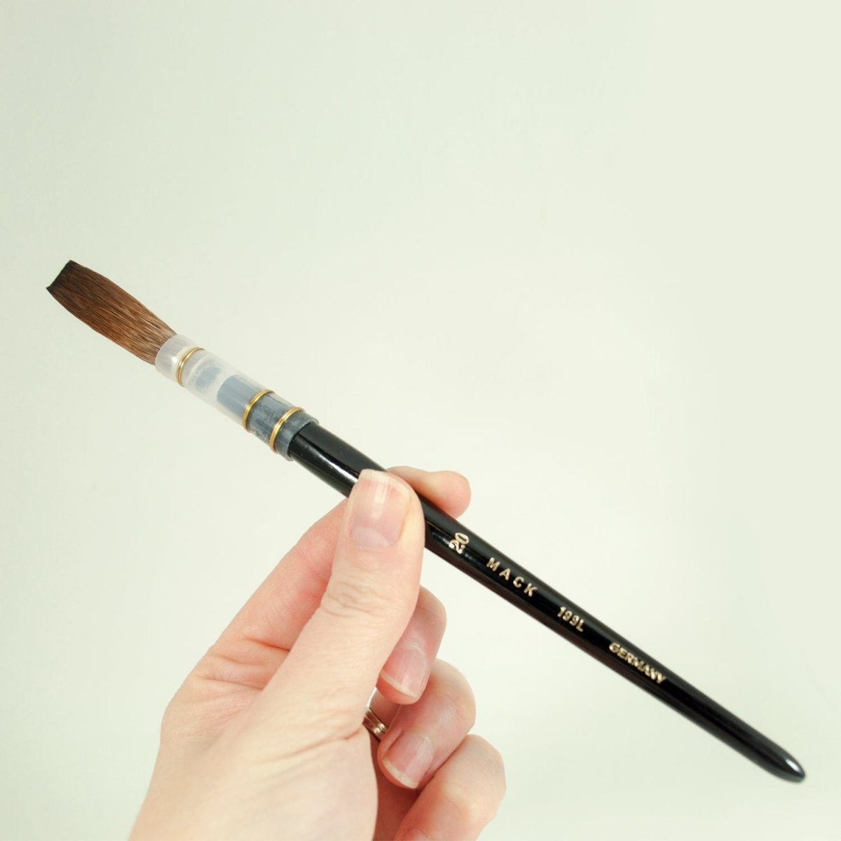 MACK 189L Grey Squirrel Quill #20