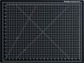 Dahle Vantage Premium Self - Healing Cutting Mat, 18" x 24", Black - The Merri Artist - merriartist.com