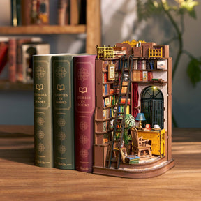 Hands Craft - DIY Book Nook Kit: Silent Corner Study - The Merri Artist - merriartist.com