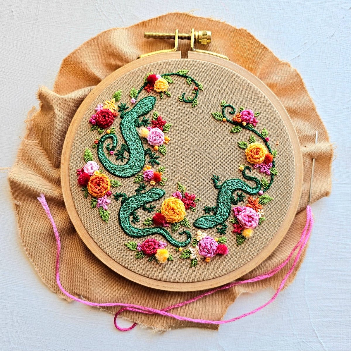Jessica Long Embroidery - Backyard Geckos hand embroidery kit - The Merri Artist - merriartist.com