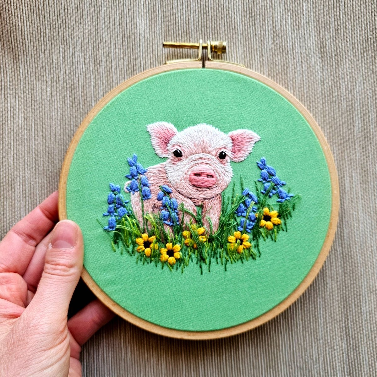 Jessica Long Embroidery - Posing Piglet Embroidery Kit - The Merri Artist - merriartist.com