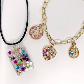 Jewelry Made by Me - UV Resin Jewelry Starter Kit - The Merri Artist - merriartist.com