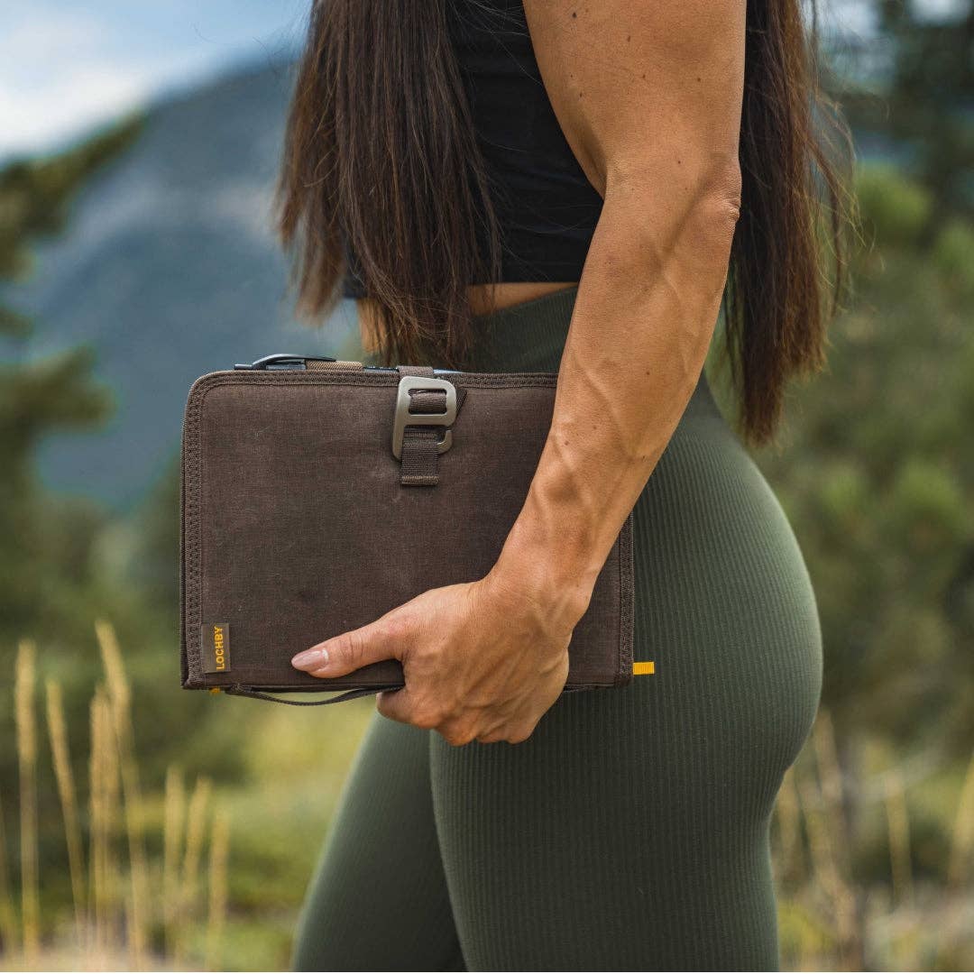 LOCHBY - Artists Field Journal - Olive - The Merri Artist - merriartist.com