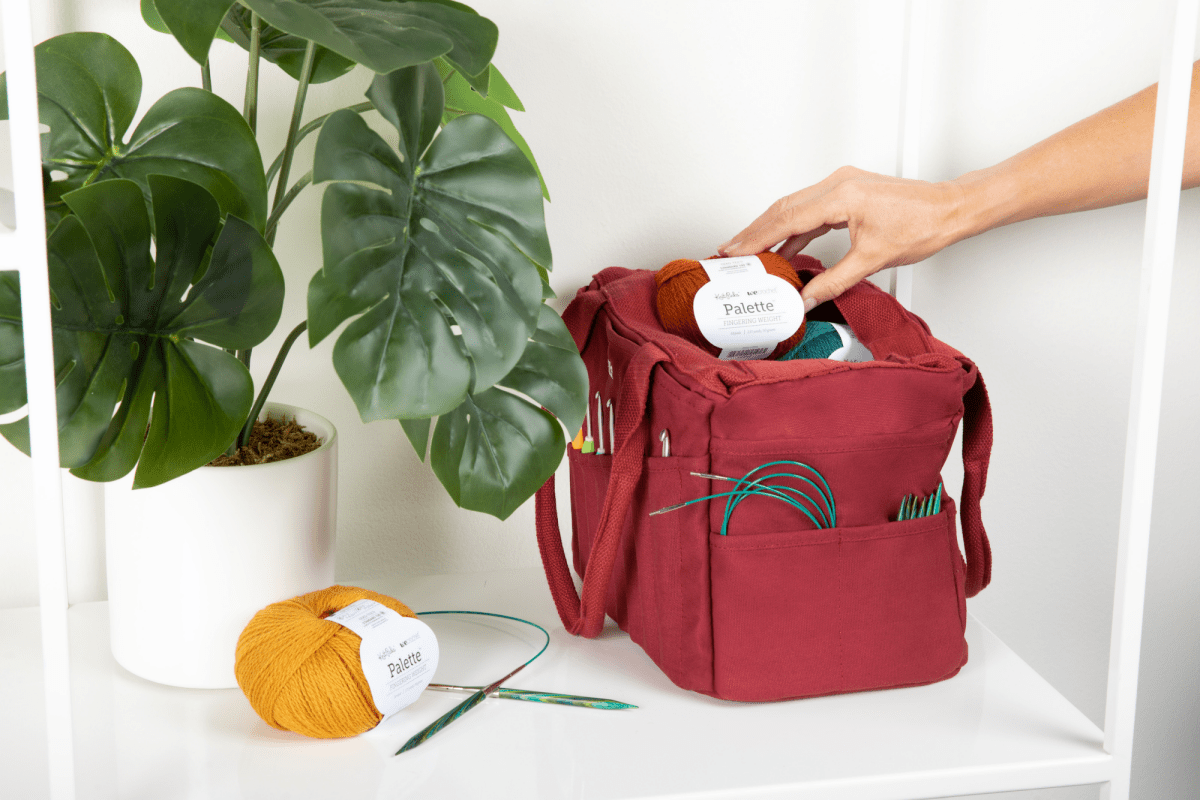 Soolla - Soolla Studio Artist Bag, Sangria - The Merri Artist - merriartist.com