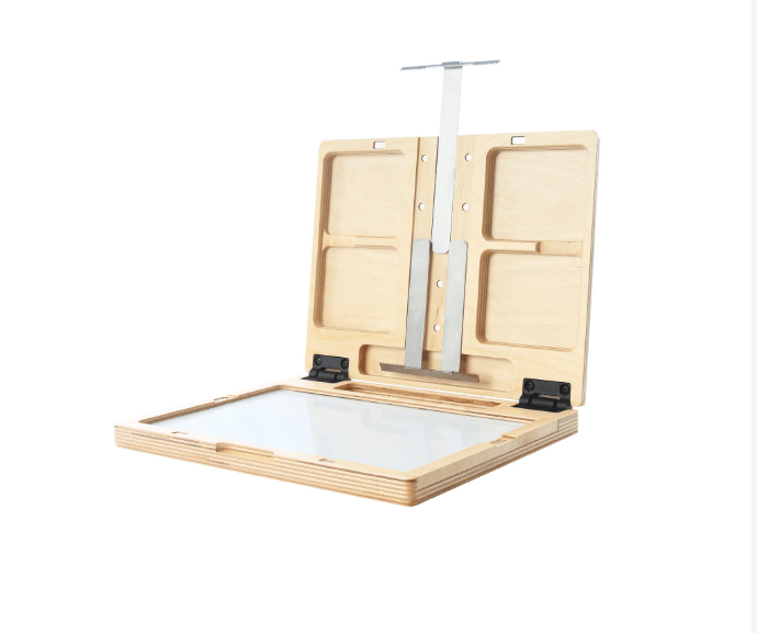 u.go Plein Air - Anywhere Model Pochade Box 8.4"x11.25" - The Merri Artist - merriartist.com