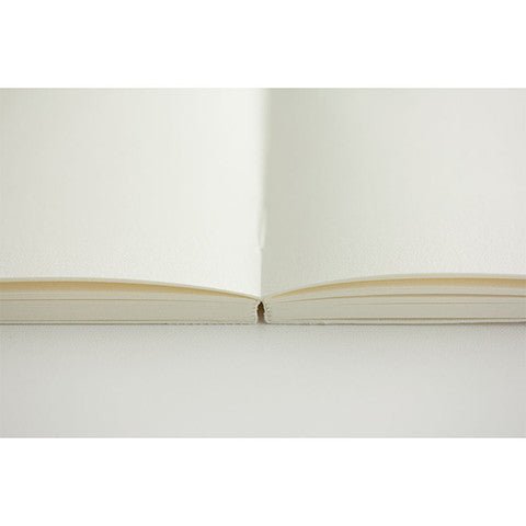 Midori A5 (8.3" x 5.9" x 0.4") Journal - Blank - merriartist.com